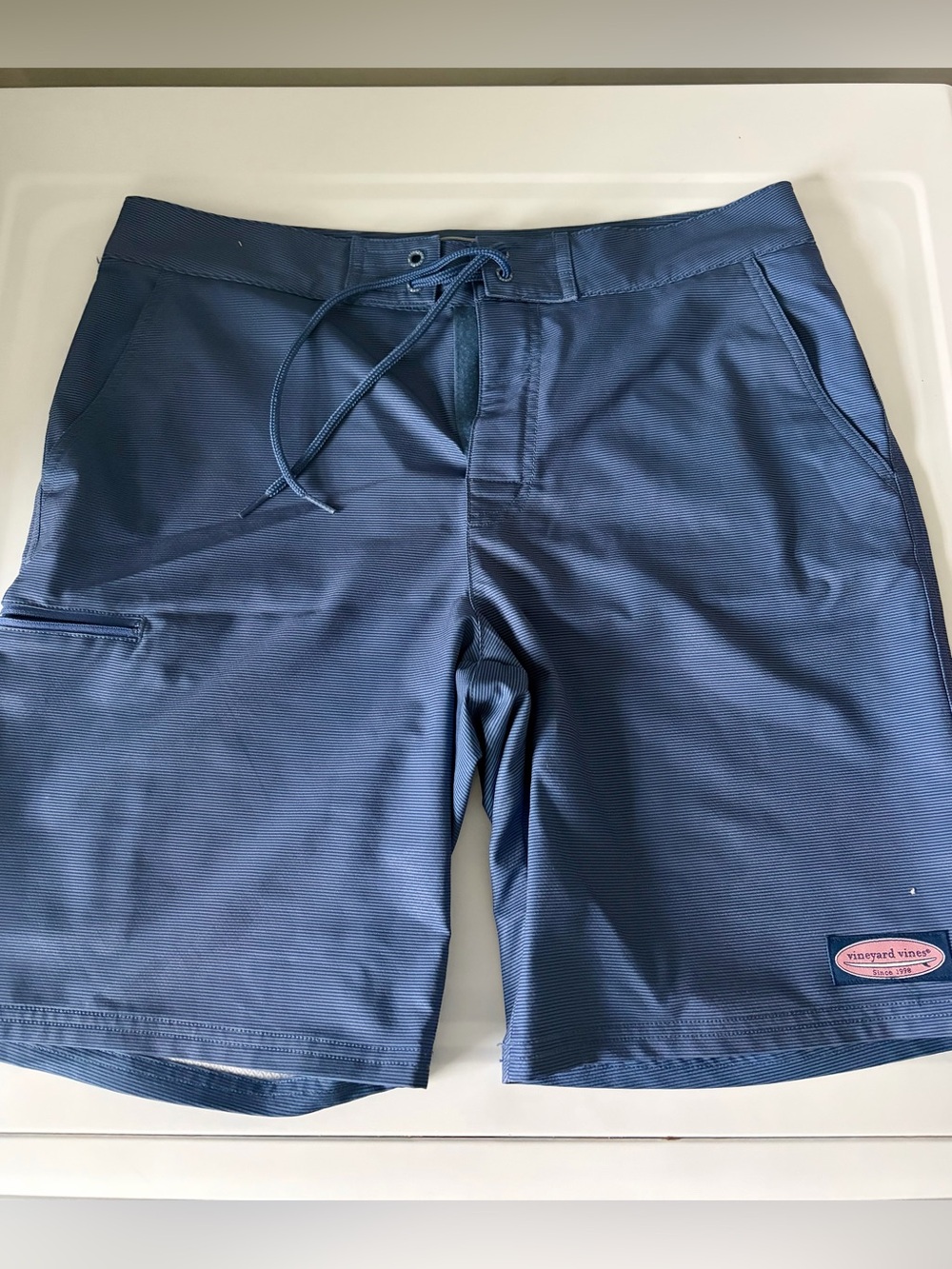 Vineyard Vines Men's Navy board shorts